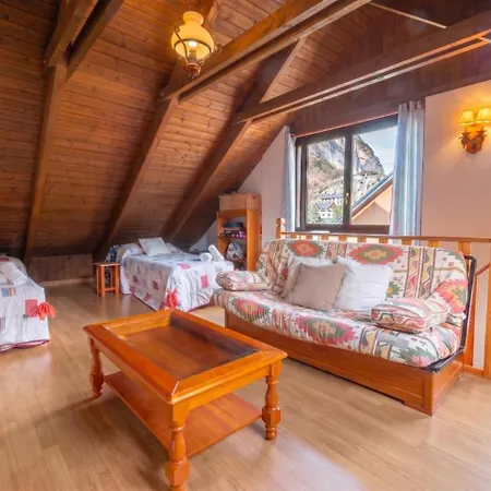 Casa | 7 Pers. | Viws&relax | Game Holiday home Escarrilla